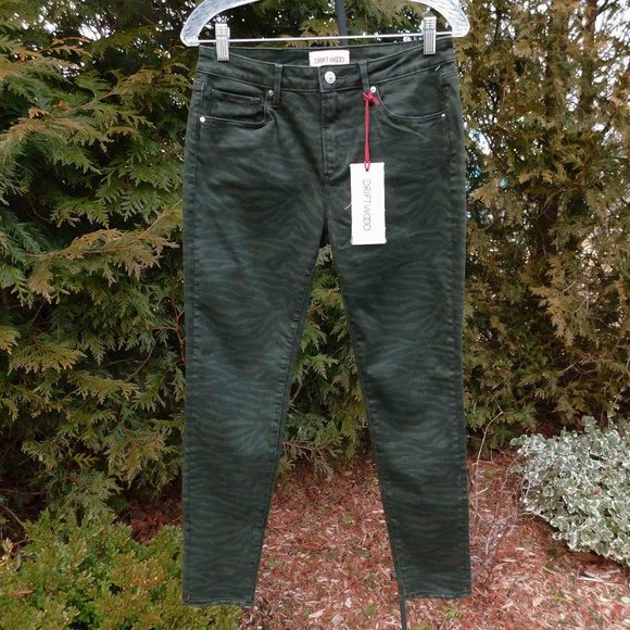 Driftwood Jackie Army-Green & Black Zebra Skinny Jeans NWT - Picture 1 of 5